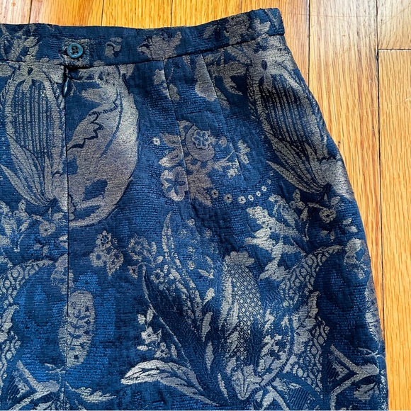 Vintage 90’s Escada Silk Blend Navy And Metallic Gold Brocade Pencil Skirt 38 - Picture 13 of 13